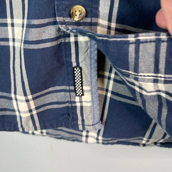 VANS Mens Stafford Plaid Button Down Shirt Classic Fit Navy Logo Skater Size S - Picture 6 of 12